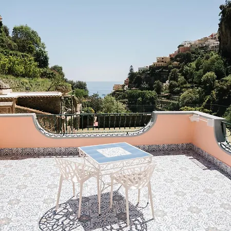 Dormidame' Позітано