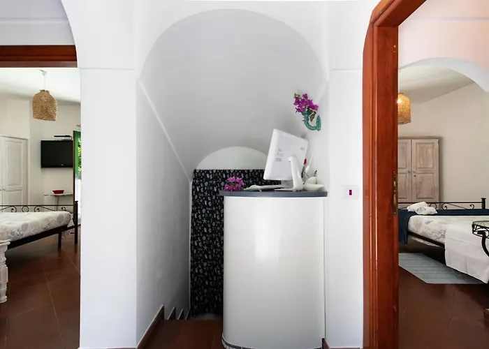 Bed & Breakfast Dormidame' Positano