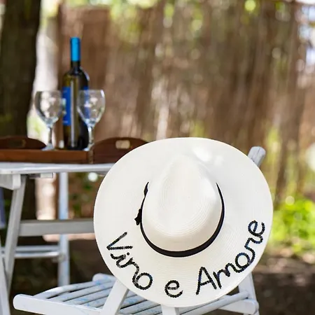 לינה וארוחת בוקר Dormidame' 3*